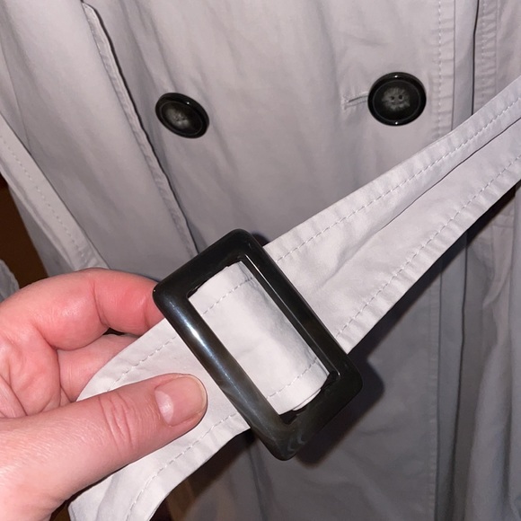 ⭐️Host Pick⭐️ Debenhams double-breasted trenchcoat. Beige. - Picture 6 of 6